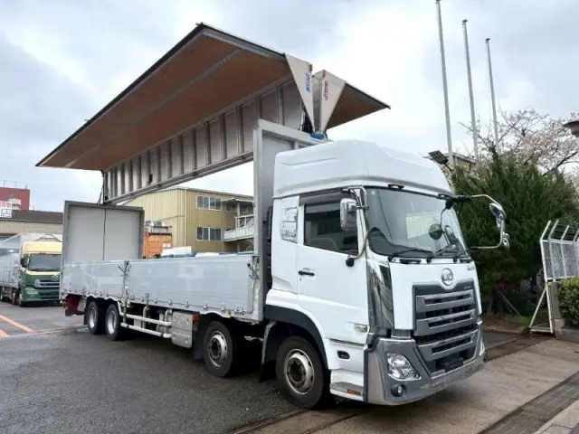 ＵＤ クオン 2PG-CG5CA(8x4)の写真6