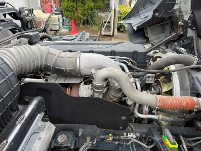 ＵＤ クオン 2PG-CG5CA(8x4)の写真23