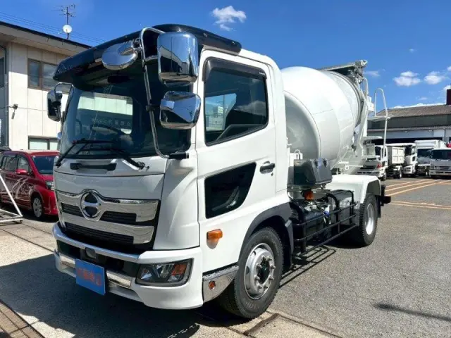 日野 レンジャー 2KG-FJ2ABAの写真1
