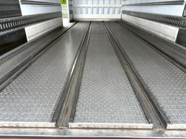 日野 レンジャー 2KG-FJ2ABGの写真6