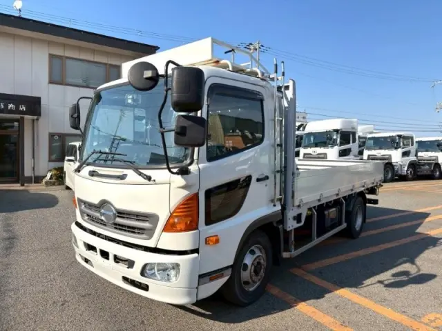 日野 レンジャー TKG-FC9JEAAの写真1