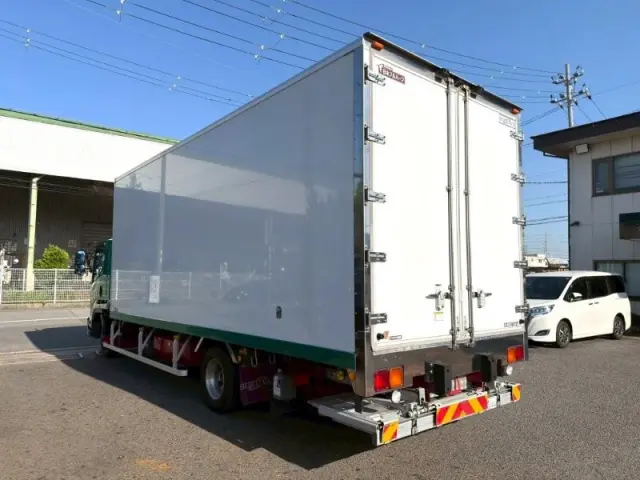 いすゞ フォワード 2PG-FRR90T2の写真4