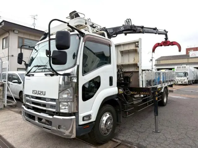 いすゞ フォワード LKG-FTR90S2の写真5
