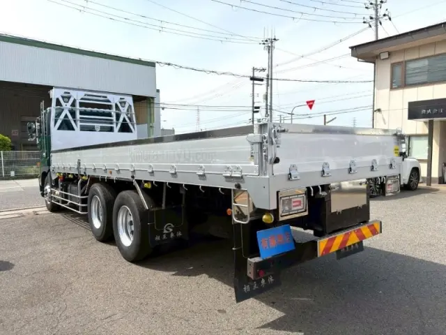 日野 プロフィア 2DG-FR1AJA(6x2)の写真4