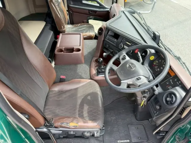 日野 プロフィア 2DG-FR1AJA(6x2)の写真18