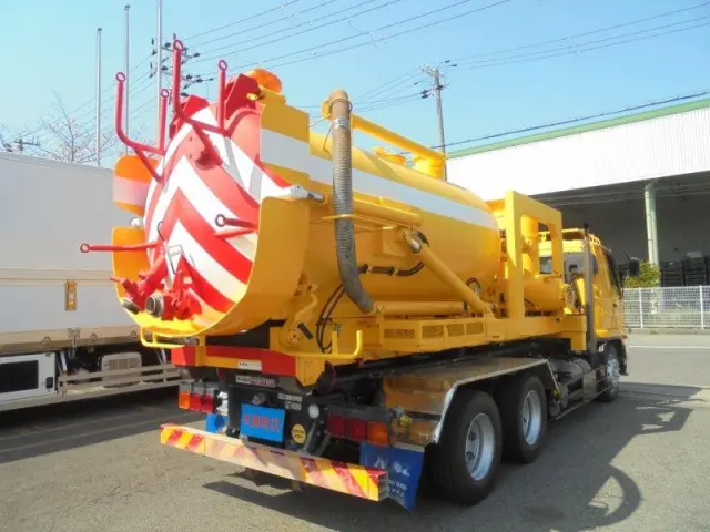 三菱 ファイター QDG-FQ62F(6x4)の写真3