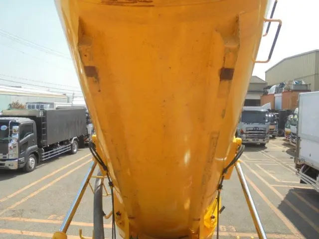 三菱 ファイター QDG-FQ62F(6x4)の写真15