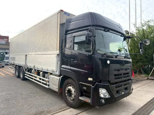 ＵＤ クオン 2PG-CD5CA(6x2)の写真2