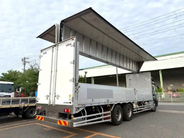 ＵＤ クオン 2PG-CD5CA(6x2)の写真7