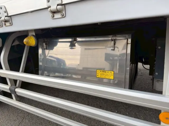 ＵＤ クオン 2PG-CD5CA(6x2)の写真19