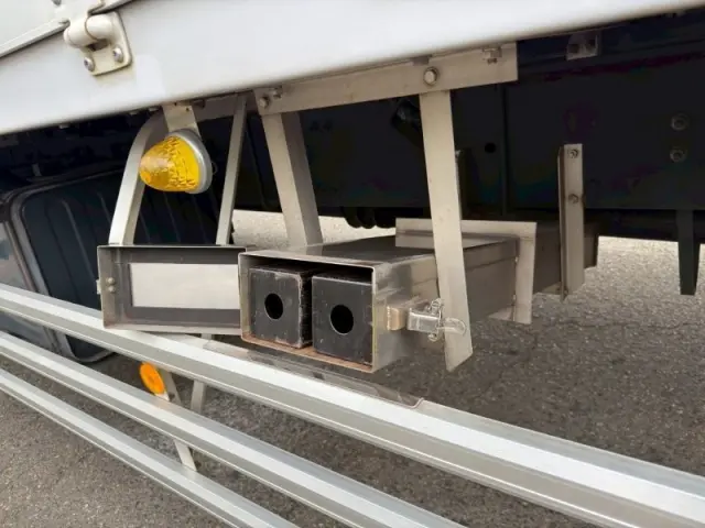 ＵＤ クオン 2PG-CD5CA(6x2)の写真20