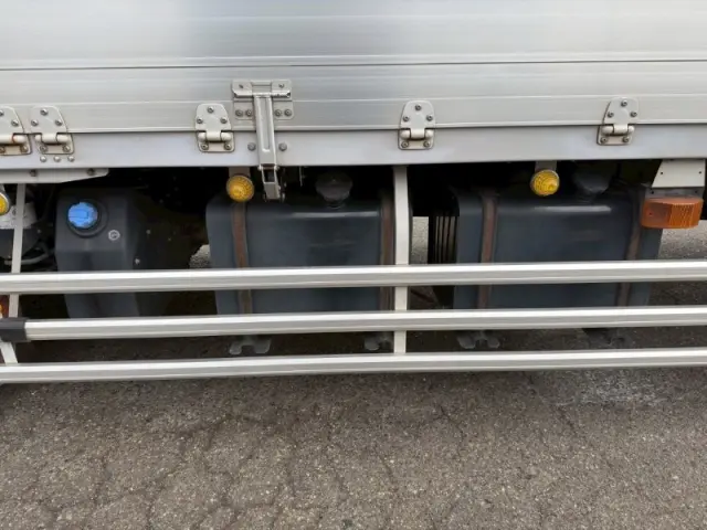 ＵＤ クオン 2PG-CD5CA(6x2)の写真21