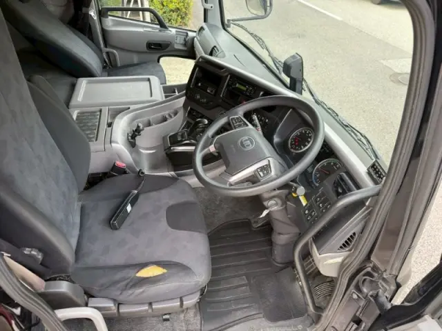 ＵＤ クオン 2PG-CD5CA(6x2)の写真33