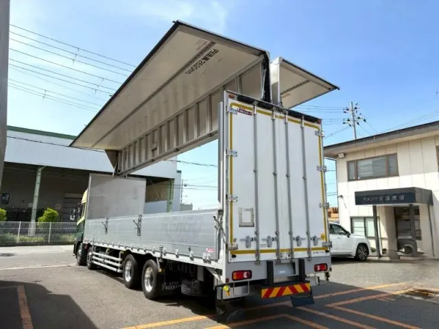 ＵＤ クオン 2PG-CG5CA(8x4)の写真8