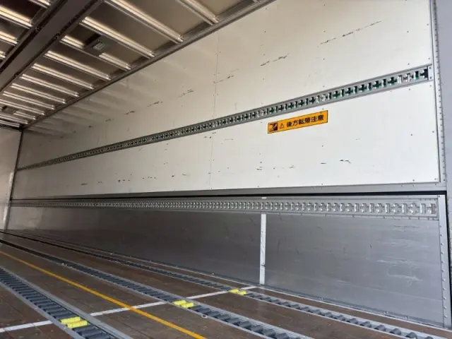 ＵＤ クオン 2PG-CG5CA(8x4)の写真13