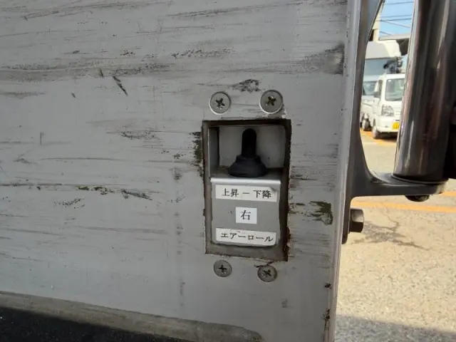 ＵＤ クオン 2PG-CG5CA(8x4)の写真16