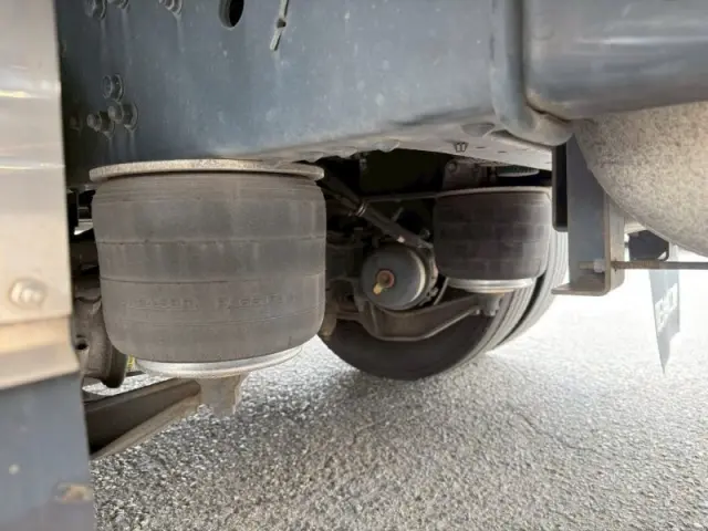 いすゞ フォワード 2RG-FTR90V2の写真6