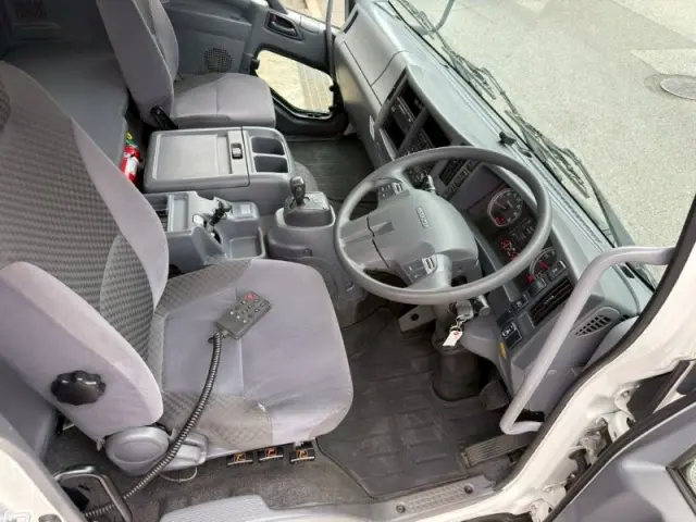 いすゞ フォワード 2RG-FTR90V2の写真17