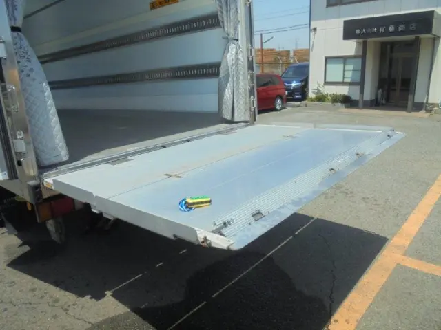 いすゞ フォワード 2PG-FRR90S2の写真5