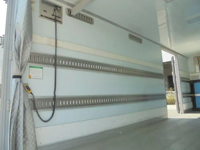 いすゞ フォワード 2PG-FRR90S2の写真9