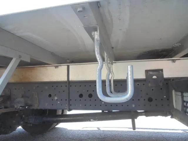 いすゞ フォワード 2PG-FRR90S2の写真15