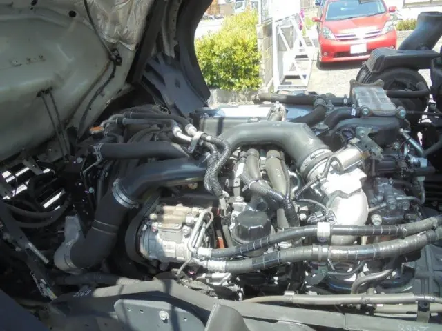 いすゞ フォワード 2PG-FRR90S2の写真20