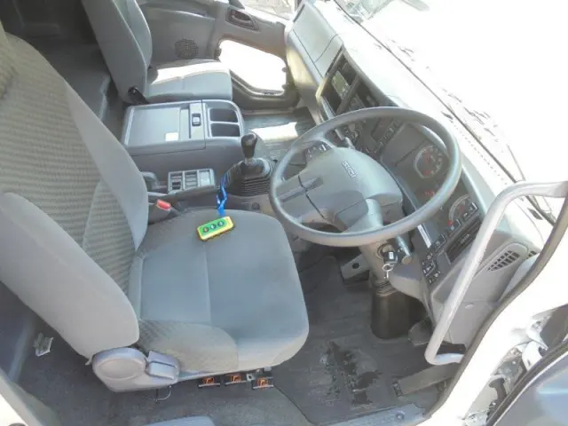 いすゞ フォワード 2PG-FRR90S2の写真26