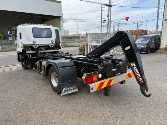 いすゞ フォワード 2RG-FRR90S2の写真8