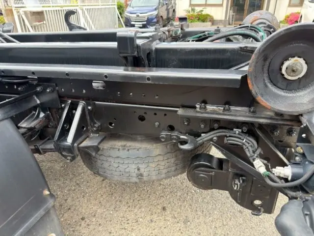 いすゞ フォワード 2RG-FRR90S2の写真13