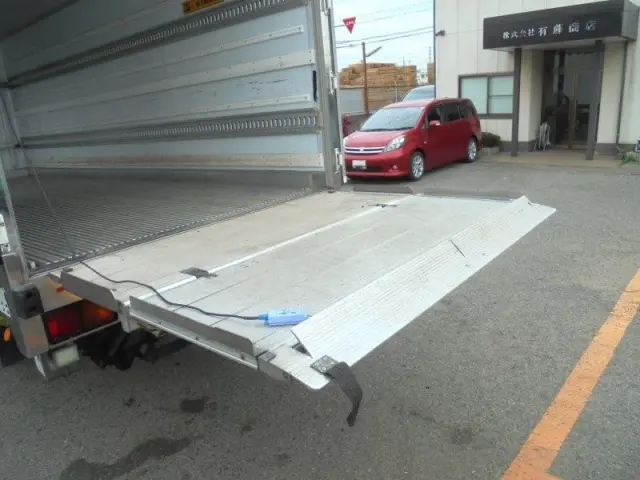 いすゞ フォワード TKG-FRR90S2の写真5