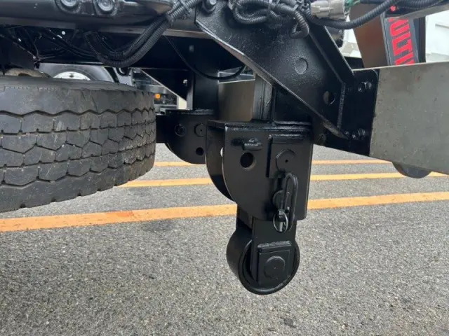 いすゞ フォワード 2RG-FRR90S2(2WD)の写真10