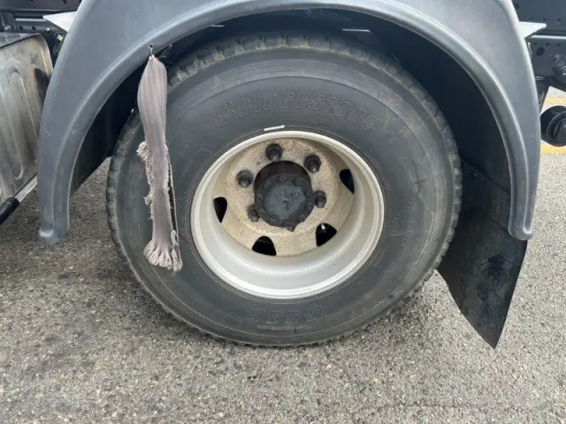 いすゞ フォワード 2RG-FRR90S2(2WD)の写真18