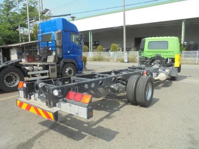 三菱 ファイター 2KG-FK72FZの写真3