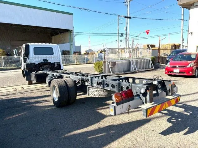 三菱 ファイター 2KG-FK72FZの写真4