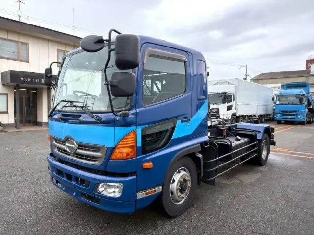 日野 レンジャー QKG-FE7JGAAの写真1