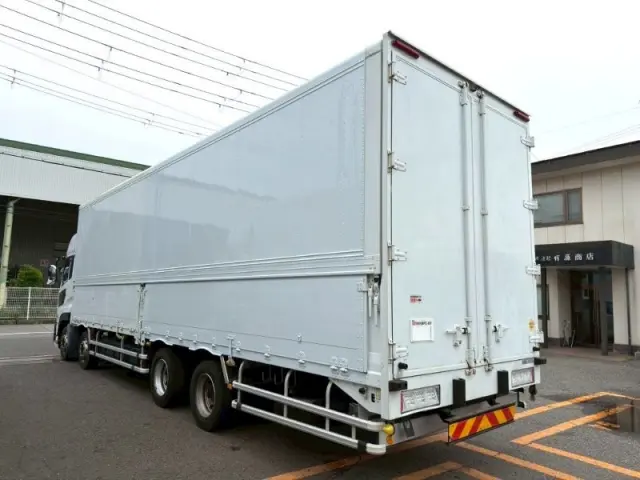 ＵＤ クオン 2PG-CG5CA(8x4)の写真4