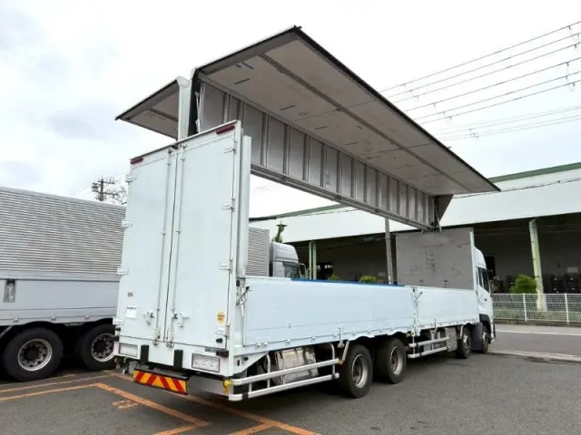 ＵＤ クオン 2PG-CG5CA(8x4)の写真7