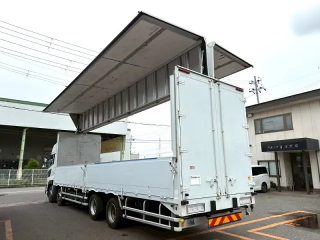 ＵＤ クオン 2PG-CG5CA(8x4)の写真8