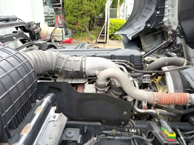 ＵＤ クオン 2PG-CG5CA(8x4)の写真28