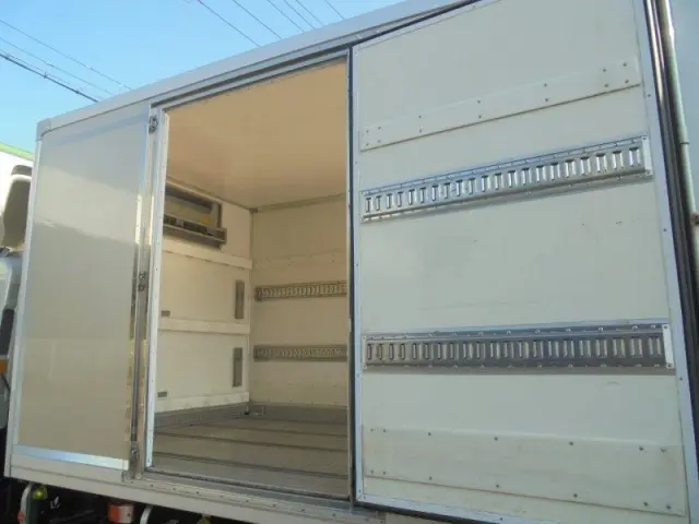 いすゞ フォワード 2PG-FRR90T2の写真12