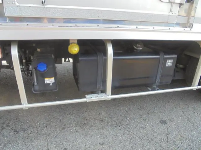 いすゞ フォワード 2PG-FRR90T2の写真18