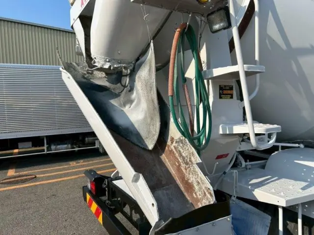 日野 レンジャー 2KG-FJ2ABA(2WD)の写真14