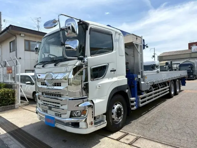 日野 プロフィア 2DG-FR1AHG(6x2)の写真1