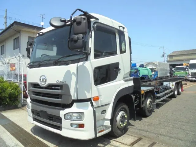 ＵＤ クオン QKG-CG5ZA(8x4)の写真1