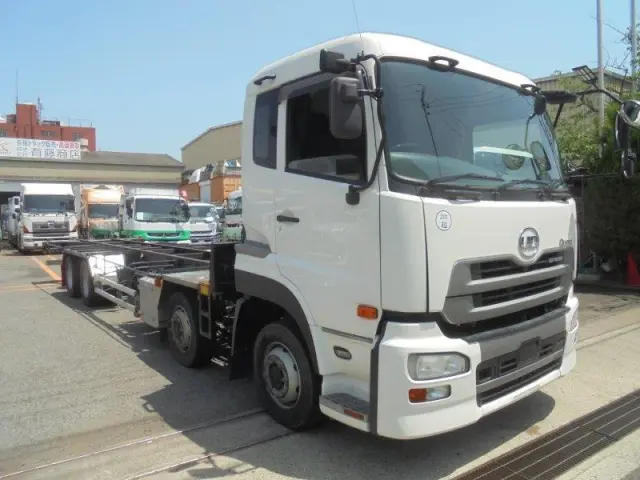 ＵＤ クオン QKG-CG5ZA(8x4)の写真2