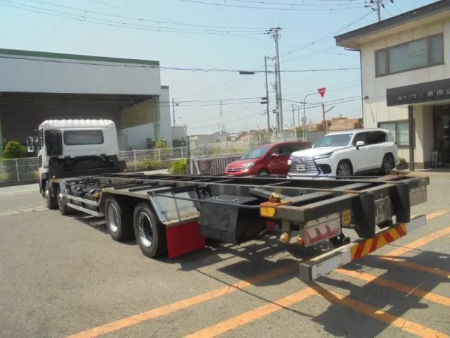 ＵＤ クオン QKG-CG5ZA(8x4)の写真4