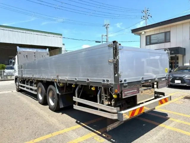 日野 プロフィア 2DG-FR1AHG(6x2)の写真4