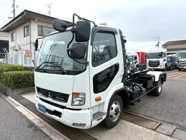 三菱 ファイター 2KG-FK72Fの写真1