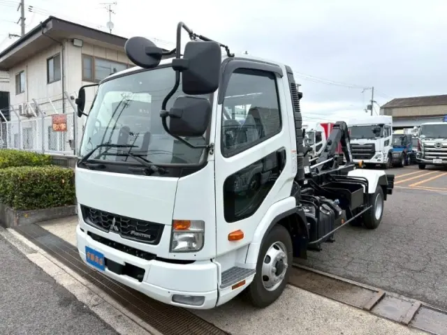 三菱 ファイター 2KG-FK72Fの写真5