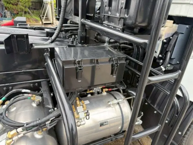 三菱 ファイター 2KG-FK72Fの写真17